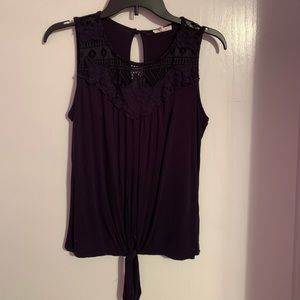 Maurice’s tank top